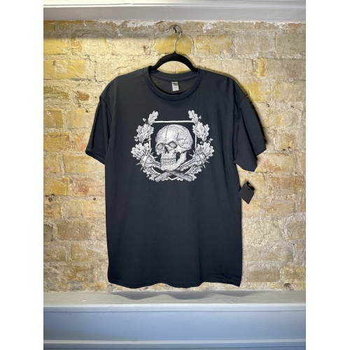 Футболка «Black Metal Resistance»